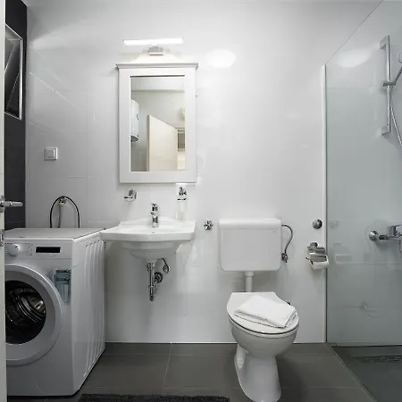 Apartmán Exklusives Nur 50 Meter Zum Yachthafen Und Nur 300 Meter Zum